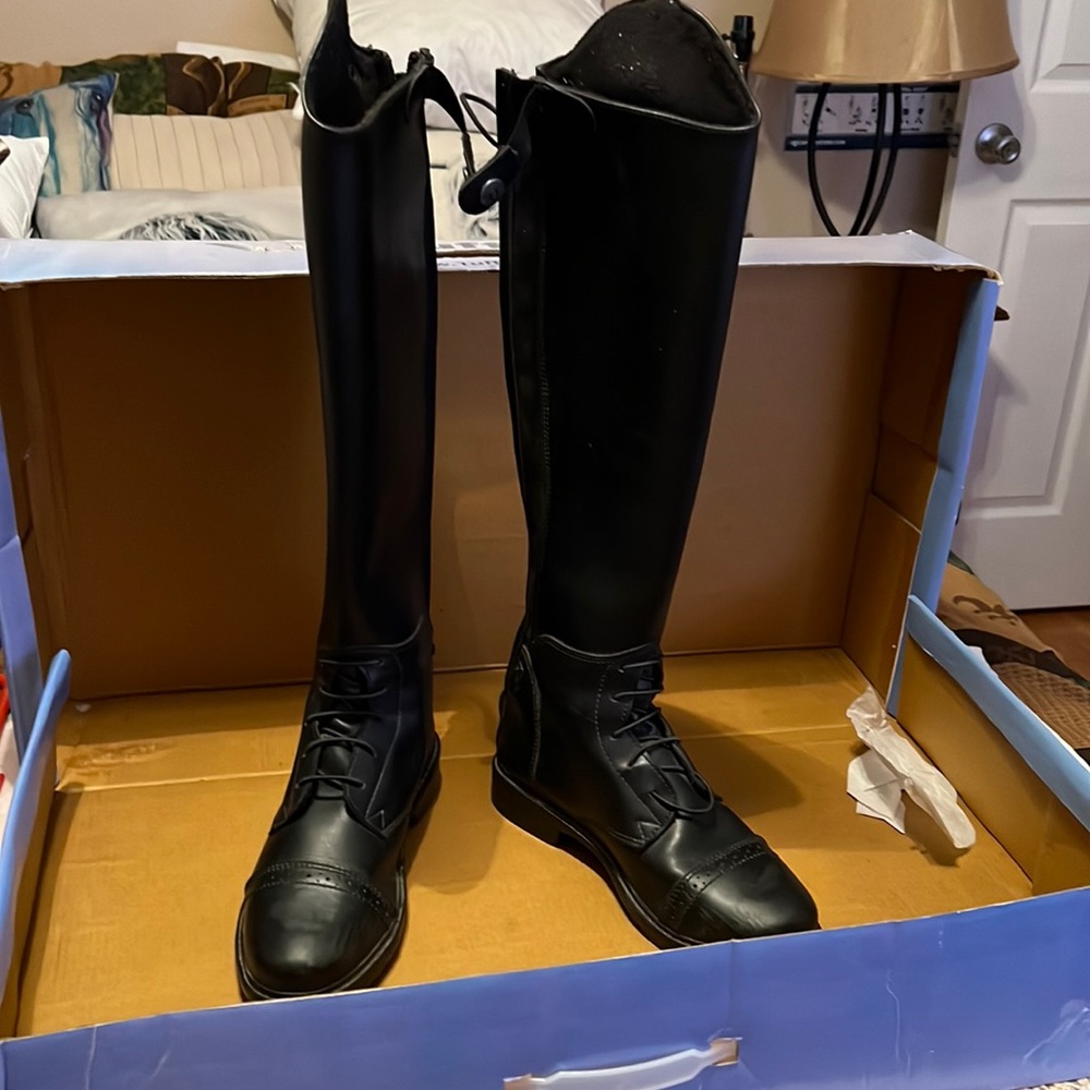 Tuff Rider Field boots size 5